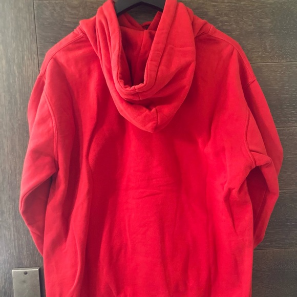 OBEY 🅾️ Men’s Red Logo Fleece Hoodie - Picture 5 of 7